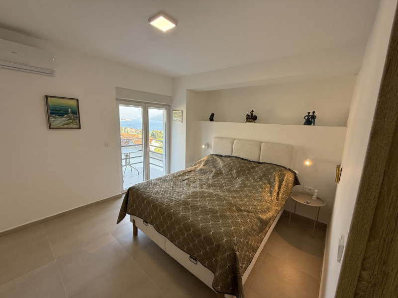 Kuca u centru Herceg Novog Stari grad kod Kanli Kule