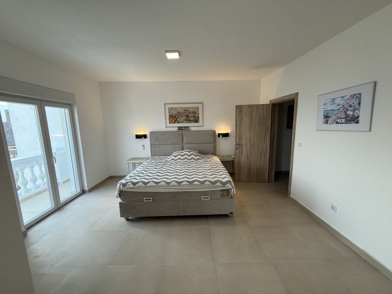 Kuca u centru Herceg Novog Stari grad kod Kanli Kule