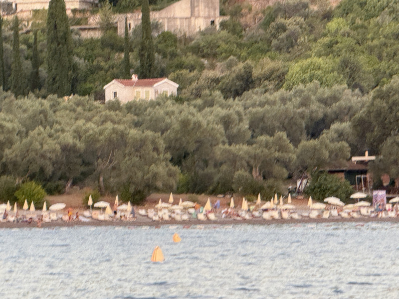 Kuca 130 metara od plaze Zanjice 1 minut do vode