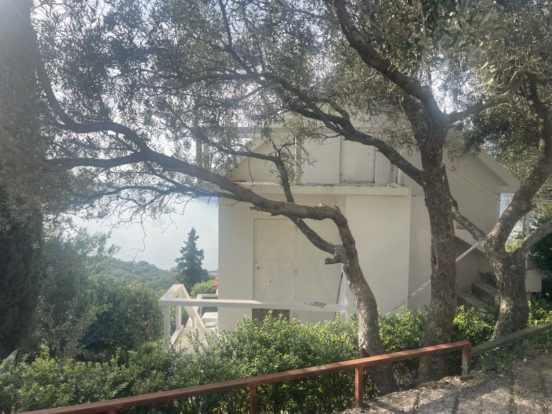 Kuca na Suscepanu sa pogledom na more