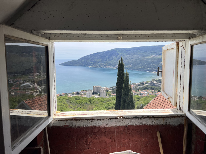 Kuca na Suscepanu sa pogledom na more