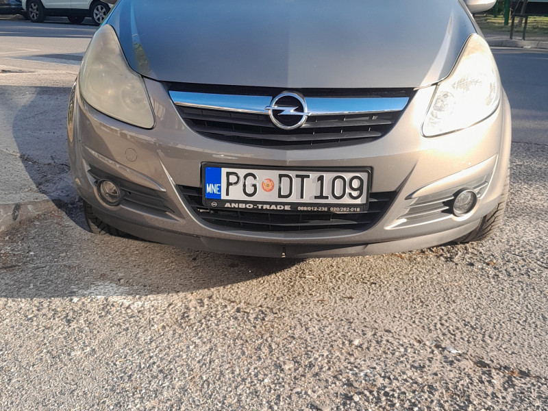 Opel Corsa 1.2 benzin
